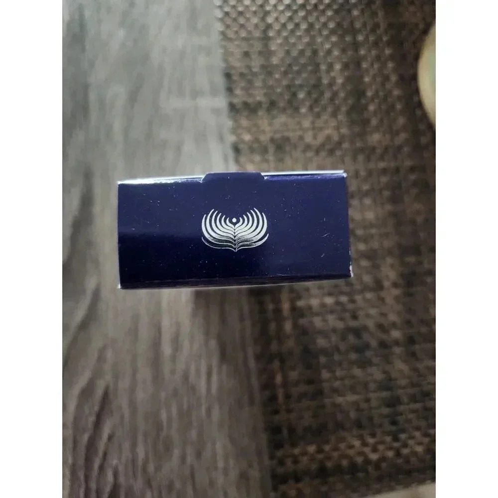 NIB ELEMIS Peptide4 Eye Recovery Cream - Picture 6 of 7